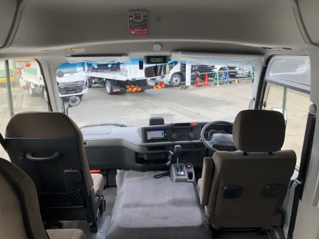 トヨタ コースター 2KG-GDB70(2WD)の写真19