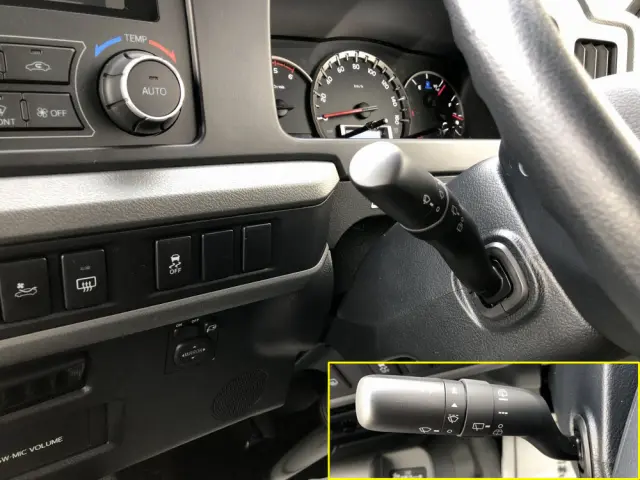 トヨタ コースター 2KG-GDB70(2WD)の写真38