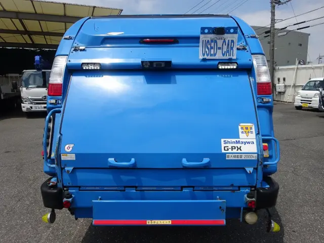 いすゞ フォワード 2RG-NMR88AN(2WD)の写真3