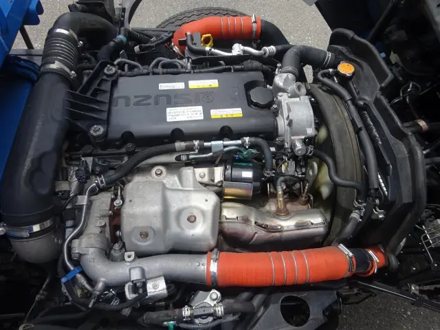 いすゞ フォワード 2RG-NMR88AN(2WD)の写真10