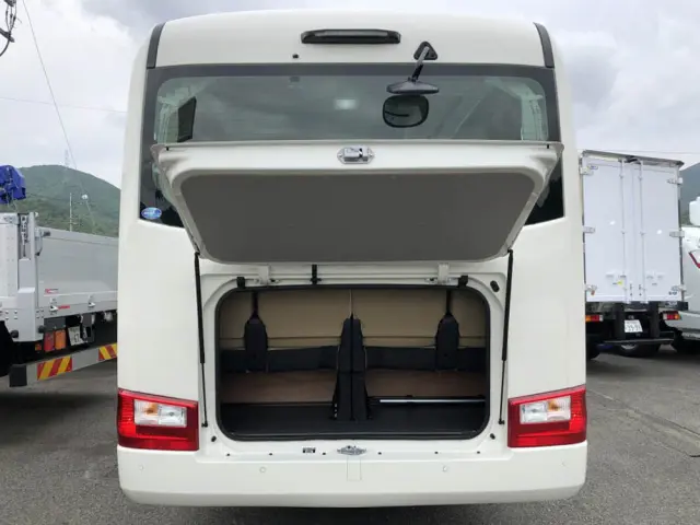 トヨタ コースター 2KG-GDB70(2WD)の写真7