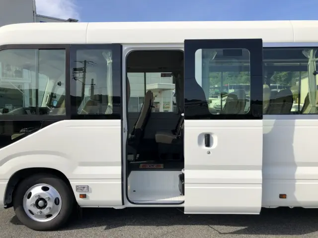 トヨタ コースター 2KG-GDB70(2WD)の写真14