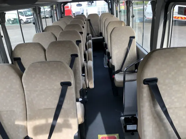 トヨタ コースター 2KG-GDB70(2WD)の写真21