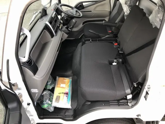 三菱 キャンター 2PG-FEB90(2WD)の写真35