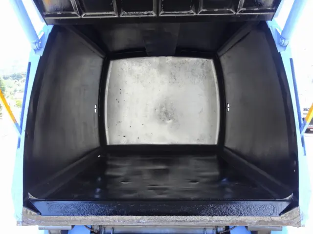 日産 アトラス PB-AKR81AN(2WD)の写真3