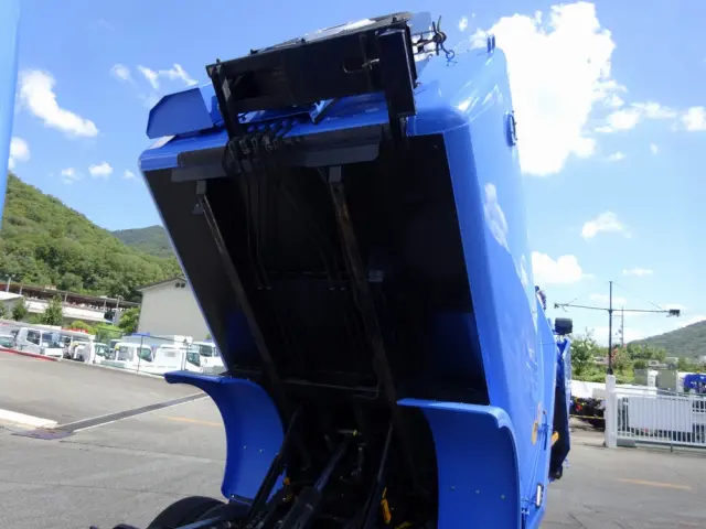 日産 アトラス PB-AKR81AN(2WD)の写真20