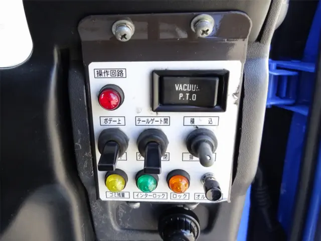 日産 アトラス PB-AKR81AN(2WD)の写真41