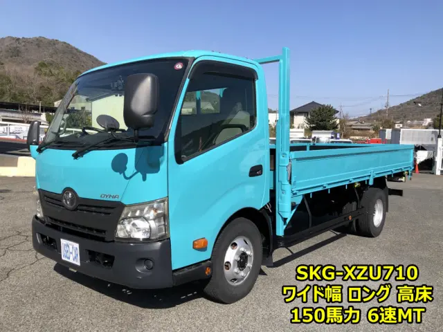 トヨタ ダイナ SKG-XZU710(2WD)の写真1