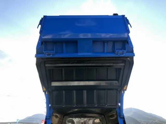 三菱 キャンター 2RG-FEAV0(2WD)の写真21