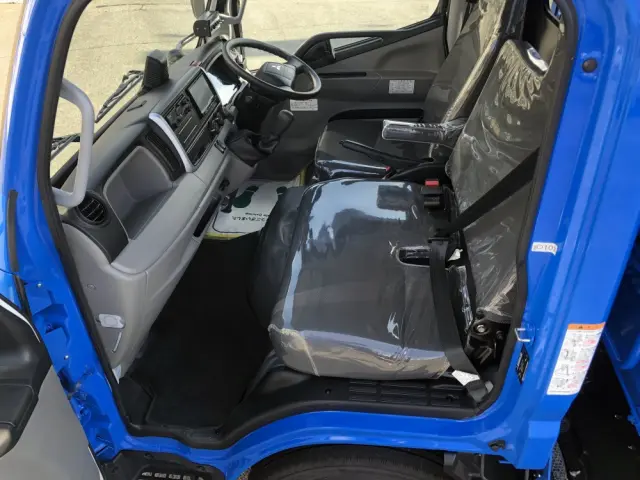 三菱 キャンター 2RG-FEAV0(2WD)の写真34