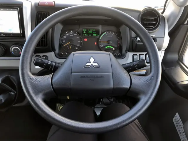 三菱 キャンター 2RG-FEAV0(2WD)の写真35