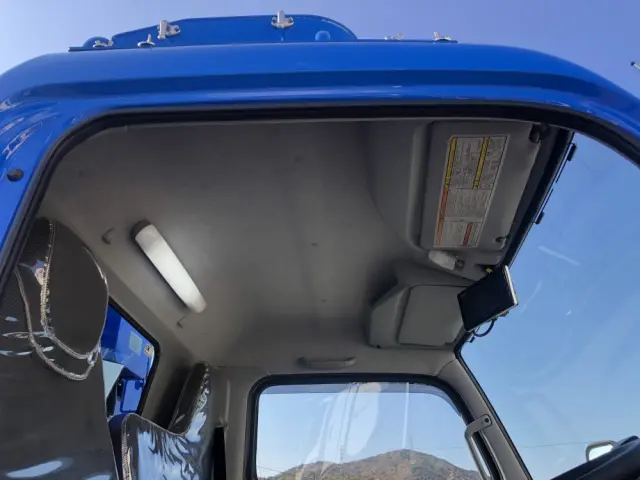 三菱 キャンター 2RG-FEAV0(2WD)の写真42