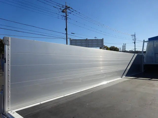 三菱 キャンター 2PG-FEB80(2WD)の写真12