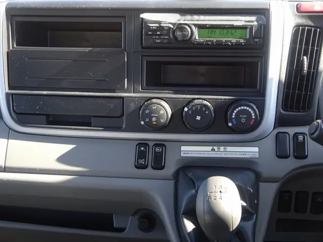 三菱 キャンター 2PG-FEB80(2WD)の写真36