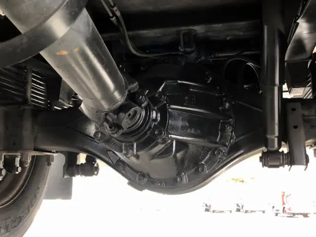 いすゞ エルフ 2PG-NPR88YN(2WD)の写真30