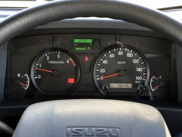 いすゞ エルフ 2PG-NPR88YN(2WD)の写真47