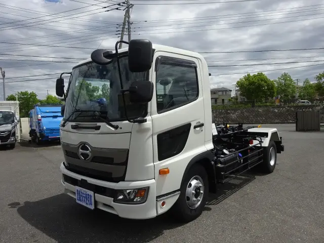 日野 レンジャー 2KG-GC2ABA(2WD)の写真1