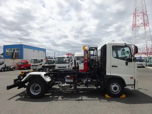 日野 レンジャー 2KG-GC2ABA(2WD)の写真12