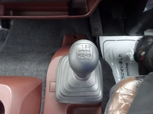 日野 レンジャー 2KG-GC2ABA(2WD)の写真35