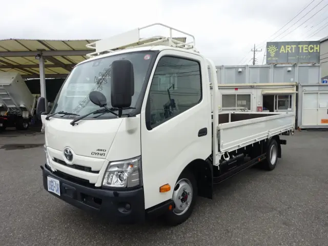 トヨタ ダイナ 2KG-XZU775(4WD)の写真1