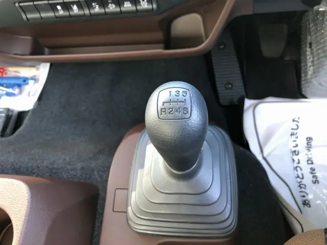 日野 レンジャー 2KG-GC2ABA(2WD)の写真39