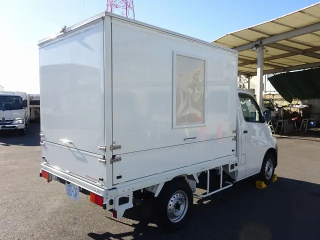 トヨタ タウンエーストラック 5BF-S403U(2WD)の写真6