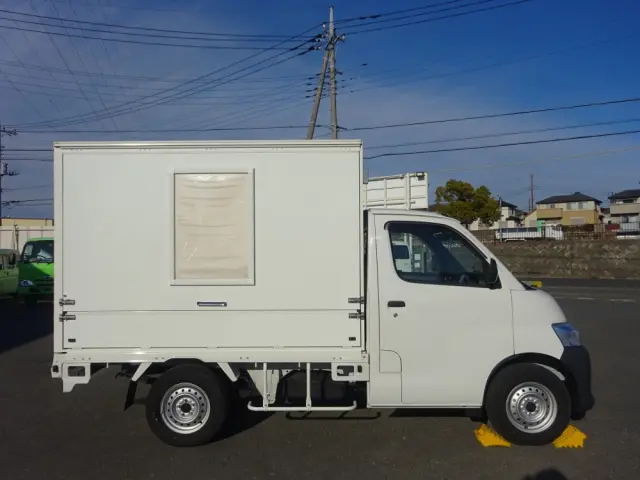 トヨタ タウンエーストラック 5BF-S403U(2WD)の写真23