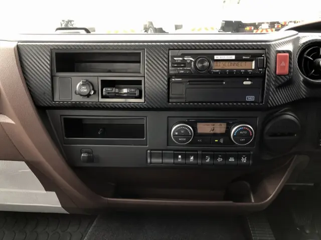 日野 レンジャー 2KG-FE2ACA(2WD)の写真40