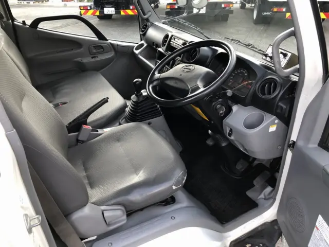 日野 デュトロ TKG-XZU600E(2WD)の写真4