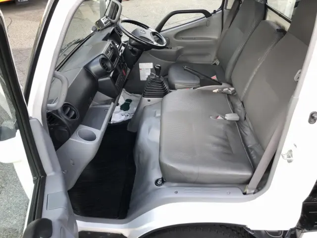 日野 デュトロ TKG-XZU600E(2WD)の写真36