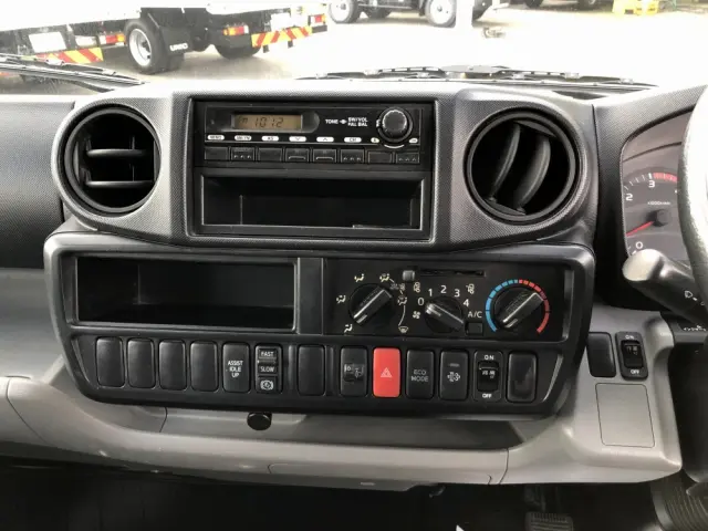 日野 デュトロ TKG-XZU600E(2WD)の写真40