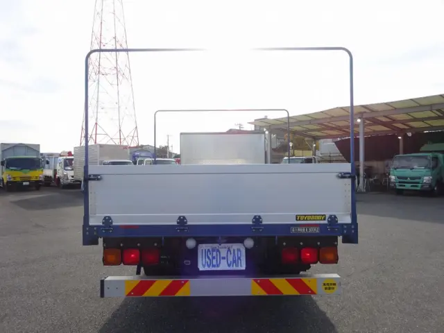 三菱 ファイター 2KG-FK72FZ(2WD)の写真3