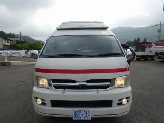 トヨタ ハイエース CBF-TRH226S(4WD)の写真7