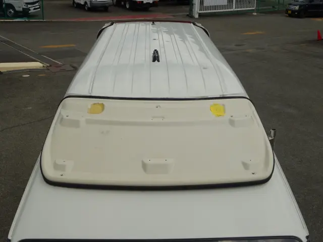 トヨタ ハイエース CBF-TRH226S(4WD)の写真31