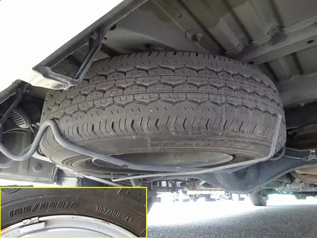 トヨタ ハイエース CBF-TRH226S(4WD)の写真44