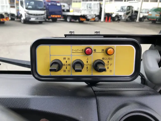 トヨタ ダイナ TKG-XZU700(2WD)の写真41