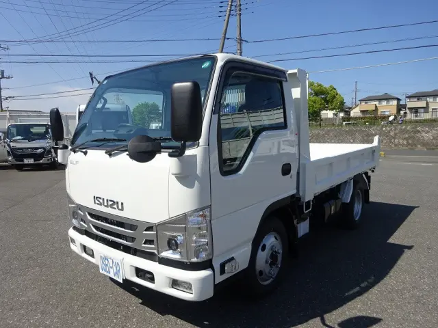 いすゞ エルフ 2PG-NKS88AD(4WD)の写真1