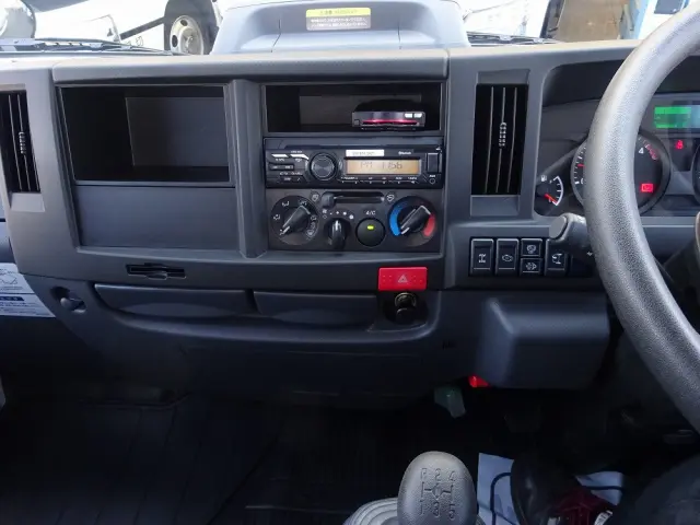 いすゞ エルフ 2PG-NKS88AD(4WD)の写真37