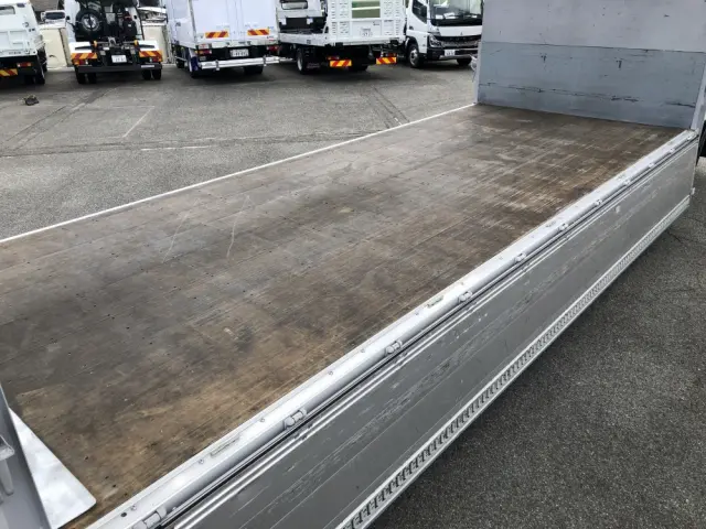 いすゞ フォワード TKG-FRR90S2(2WD)の写真15