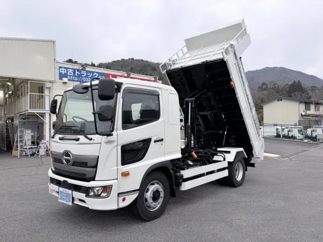 日野 レンジャー 2KG-FE2ACA(2WD)の写真1