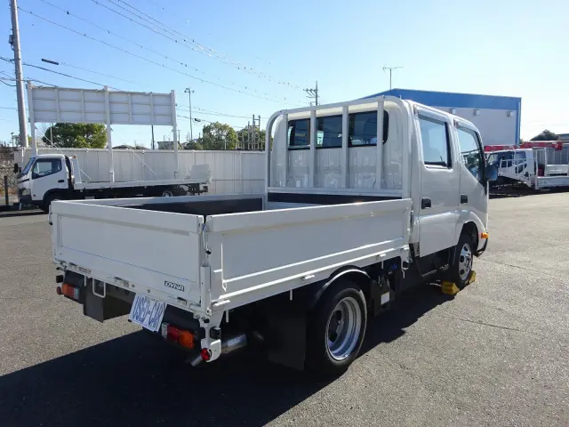トヨタ ダイナ 2PG-GDY281(4WD)の写真2