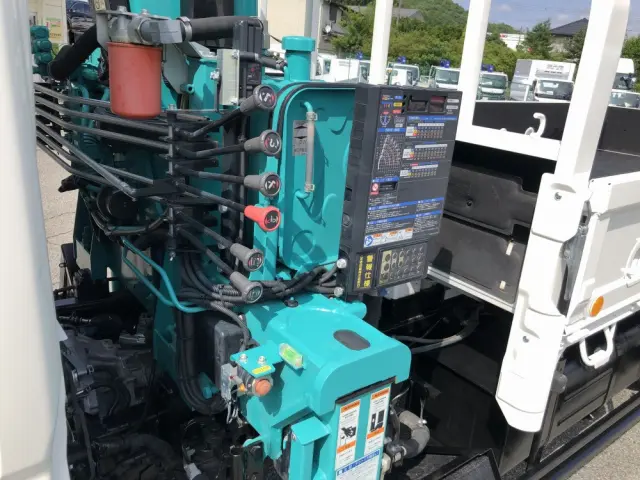 日野 デュトロ 2KG-XZU695M(4WD)の写真18