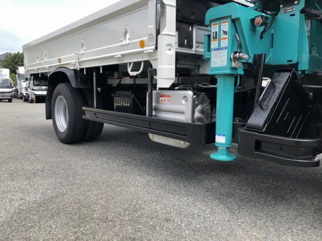 日野 デュトロ 2KG-XZU695M(4WD)の写真27