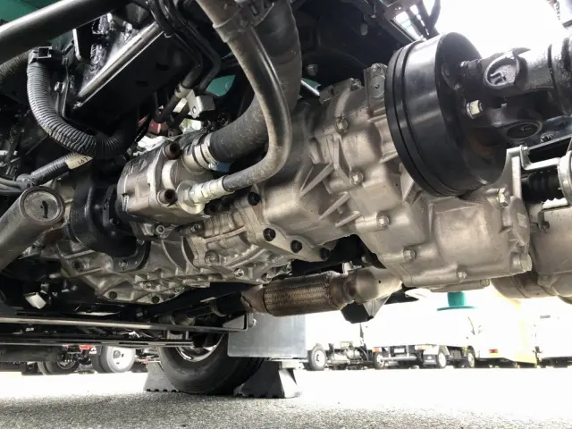 日野 デュトロ 2KG-XZU695M(4WD)の写真31