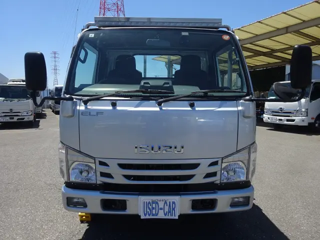 いすゞ エルフ 2RG-NKR88R(2WD)の写真7