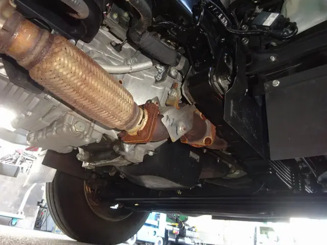 いすゞ エルフ 2RG-NKR88R(2WD)の写真23