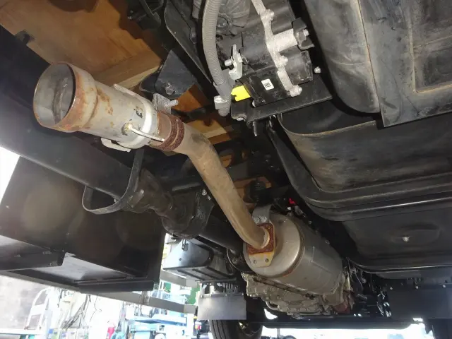 いすゞ エルフ 2RG-NKR88R(2WD)の写真24
