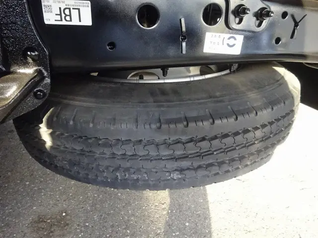 いすゞ エルフ 2RG-NKR88R(2WD)の写真37
