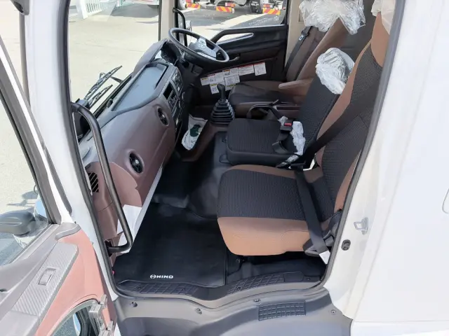 日野 レンジャー 2KG-FE2ACA(2WD)の写真37