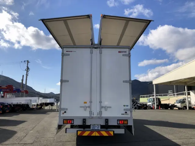 三菱 ファイター 2KG-FK65F(2WD)の写真11